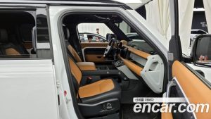 Land Rover Defender 130 P400 X- HSE 2024 года из Южной Кореи