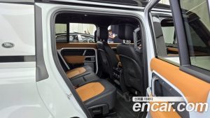 Land Rover Defender 130 P400 X- HSE 2024 года из Южной Кореи