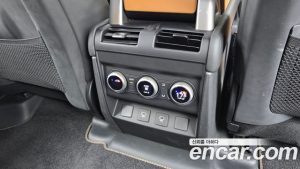 Land Rover Defender 130 P400 X- HSE 2024 года из Южной Кореи