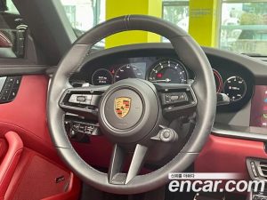 Porsche 911 CARRERA 4 Cabriolet 2024 года из Южной Кореи