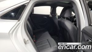 Audi A3 40 TFSI 2023 года из Южной Кореи