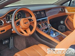 Bentley Continental 4.0 GT 2022 года из Южной Кореи