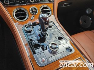 Bentley Continental 4.0 GT 2022 года из Южной Кореи