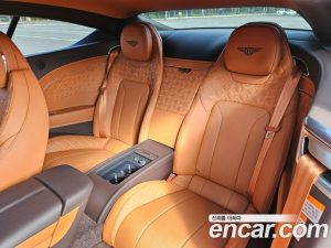 Bentley Continental 4.0 GT 2022 года из Южной Кореи