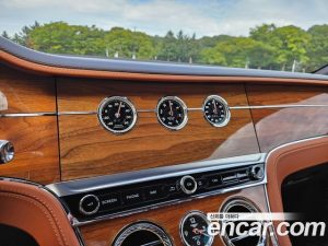 Bentley Continental 4.0 GT 2022 года из Южной Кореи