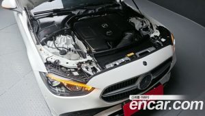 Mercedes-Benz C-Class C300 4MATIC Avantgarde 2024 года из Южной Кореи