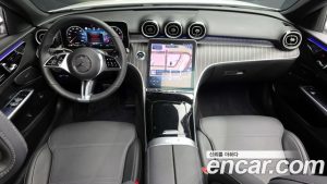 Mercedes-Benz C-Class C300 4MATIC Avantgarde 2024 года из Южной Кореи
