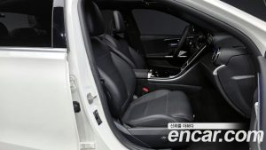 Mercedes-Benz C-Class C300 4MATIC Avantgarde 2024 года из Южной Кореи
