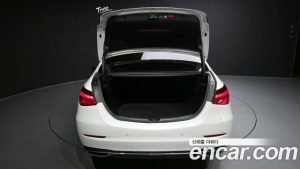 Mercedes-Benz C-Class C300 4MATIC Avantgarde 2024 года из Южной Кореи