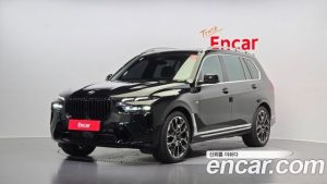 BMW X7 xDrive 40i M Sport 6 2023 года из Южной Кореи