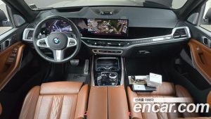 BMW X7 xDrive 40i M Sport 6 2023 года из Южной Кореи