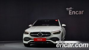 Mercedes-Benz C-Class C200 Avantgarde 2024 года из Южной Кореи
