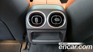 Mercedes-Benz C-Class C200 Avantgarde 2024 года из Южной Кореи