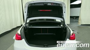 Mercedes-Benz C-Class C200 Avantgarde 2024 года из Южной Кореи