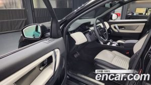 Land Rover Discovery Sport P250 Dynamic SE 2024 года из Южной Кореи