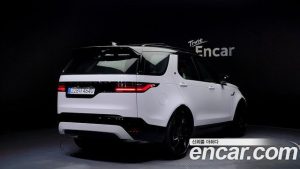 Land Rover Discovery P360 Dynamic HSE 2024 года из Южной Кореи