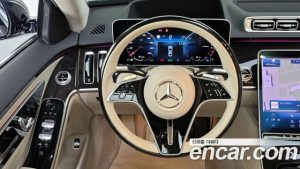 Mercedes-Benz S-Class S580e 4MATIC 2023 года из Южной Кореи
