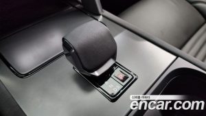 Land Rover Discovery Sport P250 Dynamic SE 2024 года из Южной Кореи