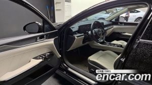 Kia K5 1.6 Turbo 2024 года из Южной Кореи