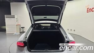 Audi A7 55 TFSI 4WD Premium 2023 года из Южной Кореи