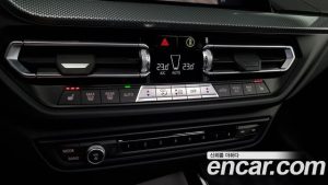 BMW 1-Series 120i Sport 2023 года из Южной Кореи