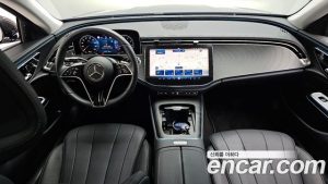 Mercedes-Benz E-Class E200 Avantgarde 2024 года из Южной Кореи