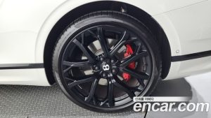 Bentley Continental 4.0 GTS 2023 года из Южной Кореи