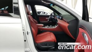 Genesis GV70 2.5T Бензин 2WD 2025 года из Южной Кореи
