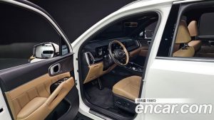 Kia Sorento HEV 1.6 2WD 2024 года из Южной Кореи