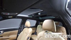 Kia Sorento HEV 1.6 2WD 2024 года из Южной Кореи