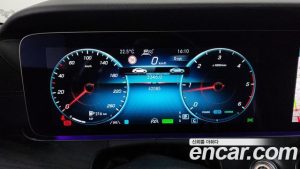 Mercedes-Benz CLS-Class CLS300d 4MATIC 2023 года из Южной Кореи