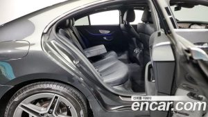 Mercedes-Benz CLS-Class CLS300d 4MATIC 2023 года из Южной Кореи