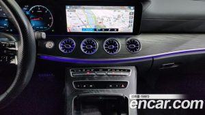 Mercedes-Benz CLS-Class CLS300d 4MATIC 2023 года из Южной Кореи