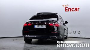 Mercedes-Benz E-Class E350e 4MATIC 2025 года из Южной Кореи