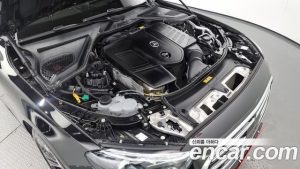Mercedes-Benz E-Class E350e 4MATIC 2025 года из Южной Кореи