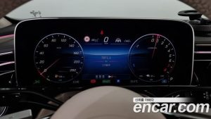 Mercedes-Benz E-Class E350e 4MATIC 2025 года из Южной Кореи