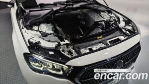 Mercedes-Benz E-Class E200 Avantgarde 2025 года из Южной Кореи