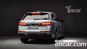 Audi Q7 50 TDI 4WD Premium 2023 года из Южной Кореи