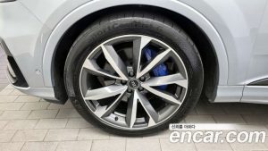 Audi Q7 50 TDI 4WD Premium 2023 года из Южной Кореи