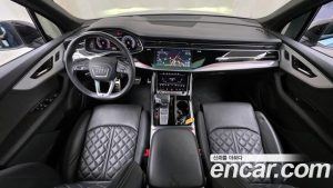 Audi Q7 50 TDI 4WD Premium 2023 года из Южной Кореи