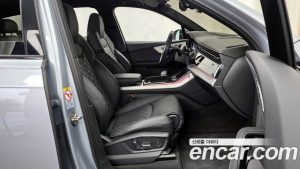 Audi Q7 50 TDI 4WD Premium 2023 года из Южной Кореи