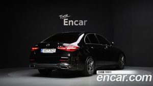 Mercedes-Benz C-Class C200 AMG Line 2024 года из Южной Кореи