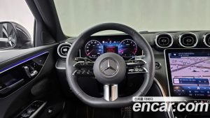 Mercedes-Benz C-Class C200 AMG Line 2024 года из Южной Кореи