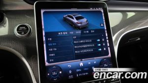 Mercedes-Benz C-Class C200 AMG Line 2024 года из Южной Кореи