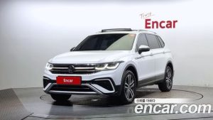 Volkswagen Tiguan 2.0 TSI Prestige 2023 года из Южной Кореи