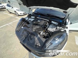 Porsche Macan 2.9 GTS 2023 года из Южной Кореи