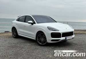 Porsche Cayenne 3.0 Coupe 2023 года из Южной Кореи
