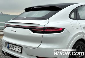 Porsche Cayenne 3.0 Coupe 2023 года из Южной Кореи
