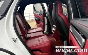 Porsche Cayenne 3.0 Coupe 2023 года из Южной Кореи