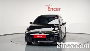 Volkswagen Golf 2.0 GTI 2024 года из Южной Кореи